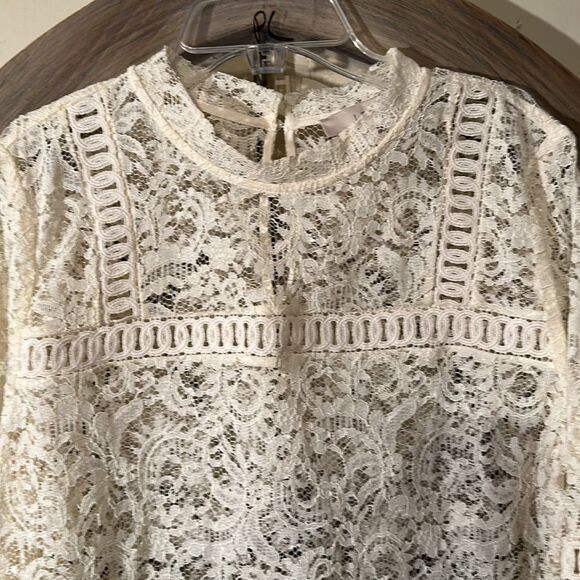 Loft lace blouse size Medium - Picture 2 of 9
